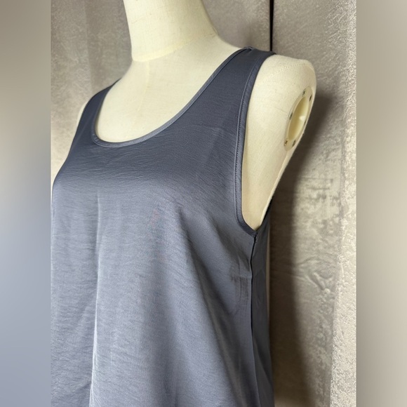 NWT Fabletics Women’s Gray Sleep Tank Tops Sz S - Picture 4 of 9